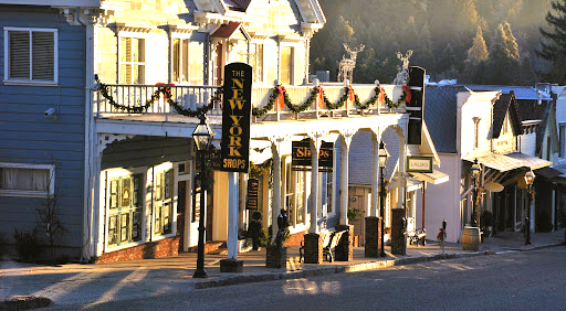 Nevada City - Small Towns in California