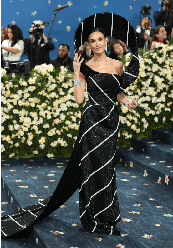 Met Gala Red Carpet 2025 10 Demi Moore